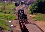 NS 5104 & SOU 2658 head towards the old Southern yard